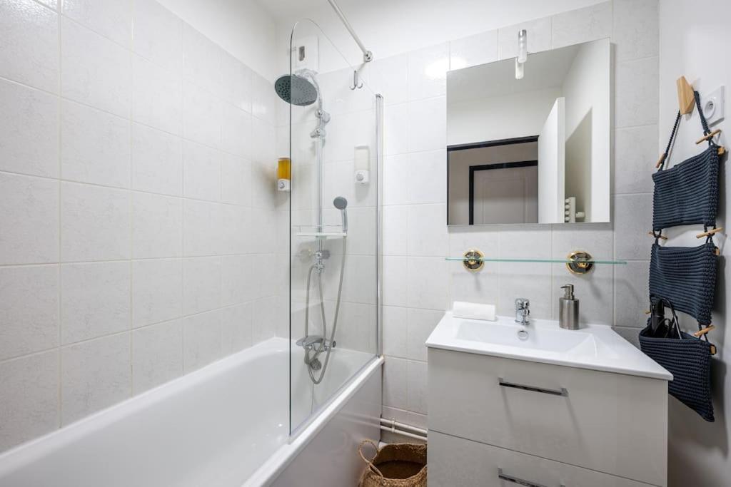 L'ebene-paris, Stade De France, Parking & Balcon Apartment *